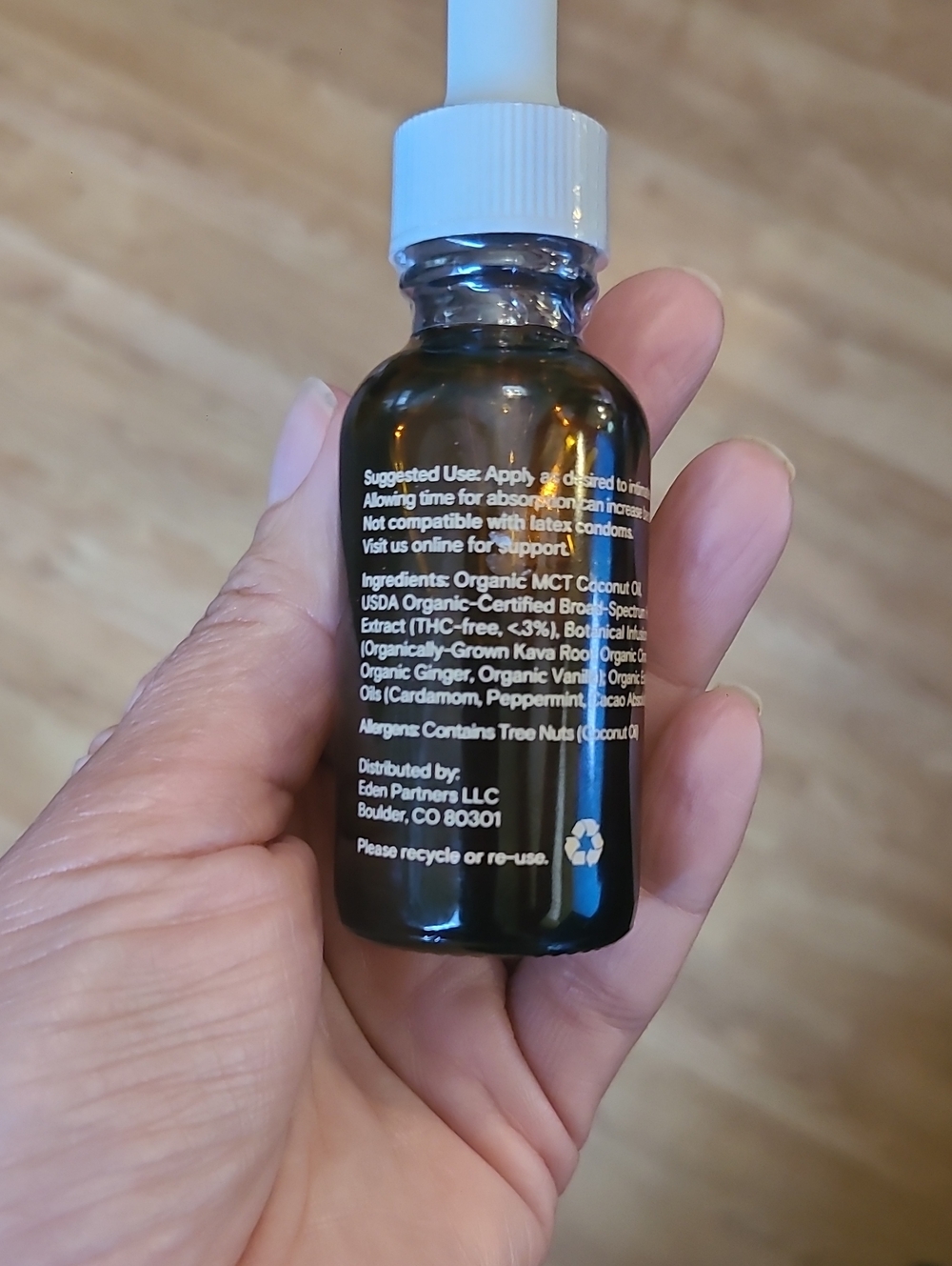 Foria Intimacy Awaken Arousal Oil - Picture 2 of 3